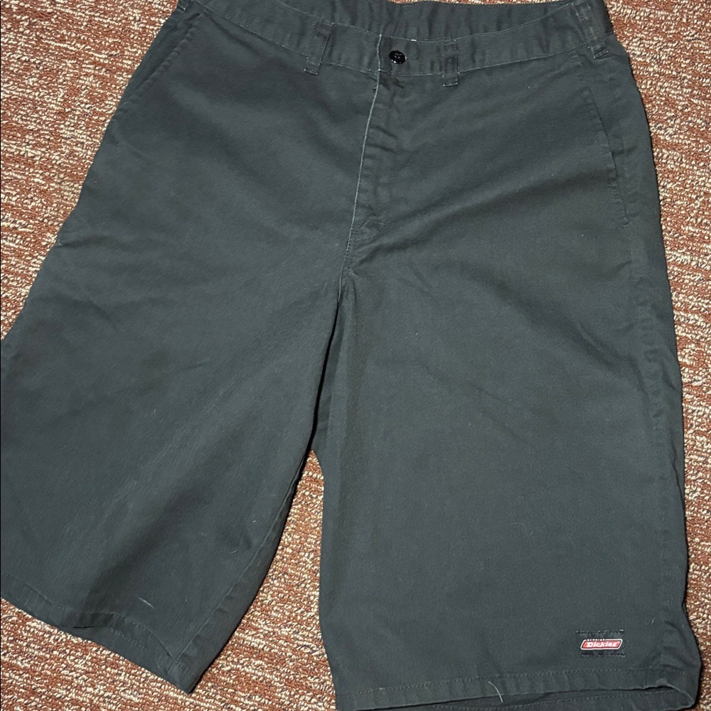 Vintage dickies shorts y2k/ 90’s black punk‎ shorts.